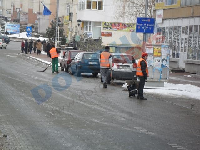 Primăria Dorohoi a reluat curăţenia de primăvară