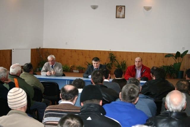 Florin Țurcanu, președintele CJ Botoșani din nou la întâlnirile cu cetățenii din județ - FOTO