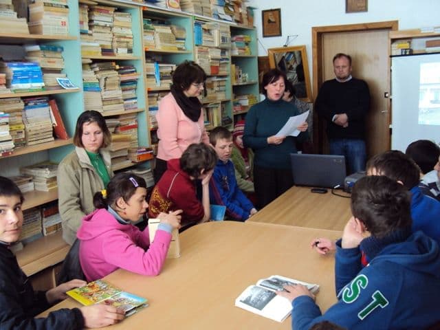 Liceul Tehnologic Special „Ion Pillat’’ Dorohoi, sărbătorește 122 de ani de la naşterea poetului Ion Pillat 