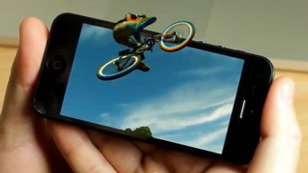 iPhone 5 poate deveni un dispozitiv 3D cu o simplă folie