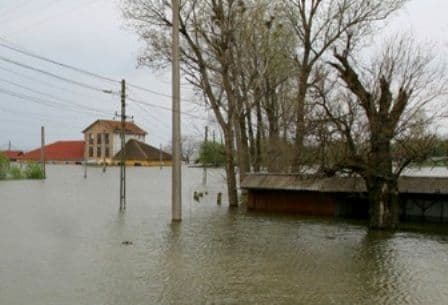 Cod galben de inundații emis de INHGA pentru râurile Jijia și Prut