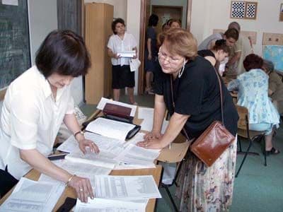 Cum se completează fișa de înscriere pentru admitere 2013. Ghid pentru elevi