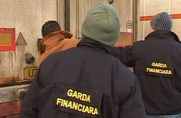 Sfat pentru patroni: „Să fie vigilenţi! Un fals inspector al Gărzii Financiare face controale”