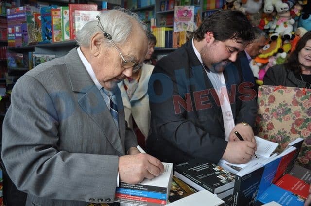 Lansare de carte: „Istoria aşezărilor omeneşti din ţinutul Dorohoi”, Patru volume şi doi autori - VIDEO - FOTO