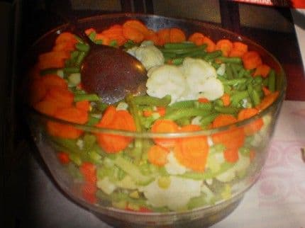 Salată de legume fierte