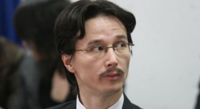 A fost reintrodusă insulta şi calomnia în Codul Penal. Dănileţ propune să se aplice retroactiv