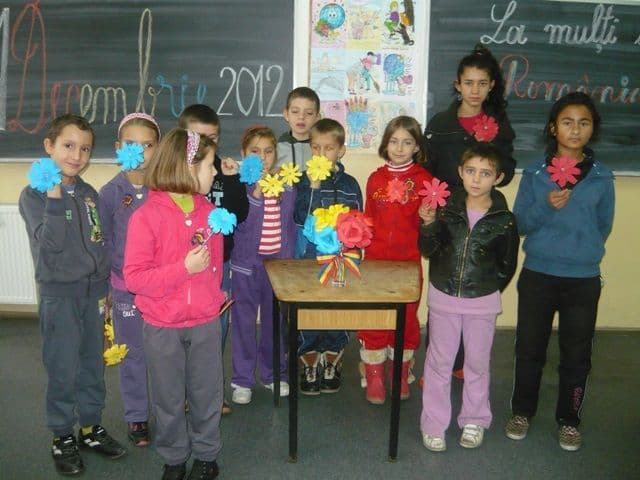 Școala Ștefan cel Mare Dorohoi: Educaţia împotriva discriminării - FOTO