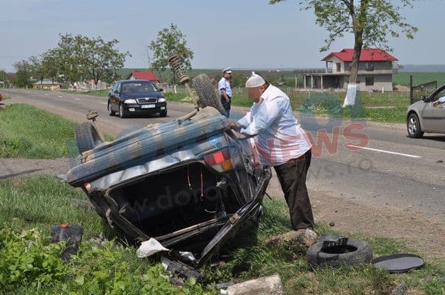 Accident grav produs în localitatea Dealu Mare, la intrarea în municipiul Dorohoi – VIDEO/FOTO
