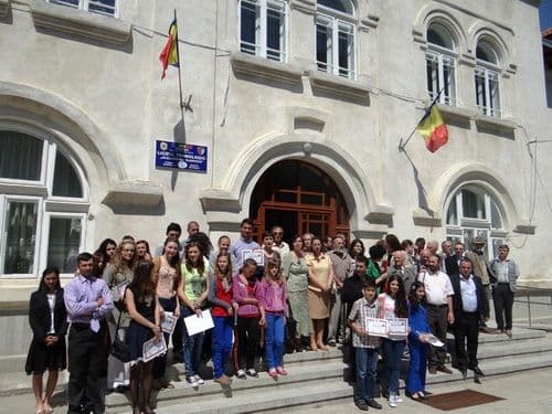 Liceul Tehnologic Al. Vlahuţă Şendriceni - Festivitatea de premiere a Concursului Naţional de Creaţie Literară şi Pictură Alecu Ivan Ghilia - FOTO
