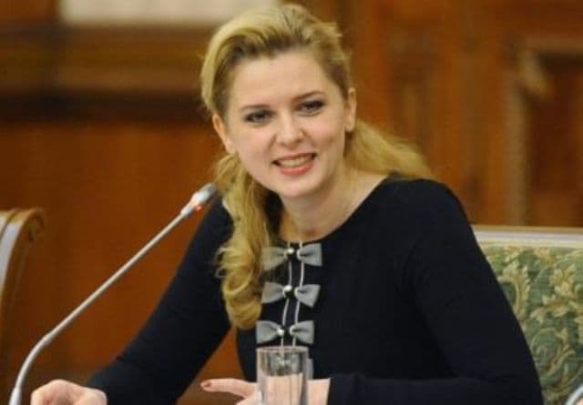 Roberta Anastase se căsătoreşte. Vezi unde şi când va fi nunta