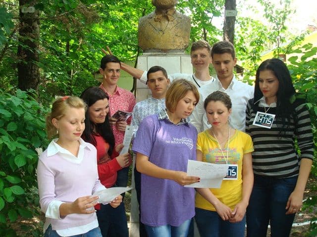 IHTIS: Jurnal Săptămâna Națională a Voluntariatului 13 – 19 mai 2013 - FOTO