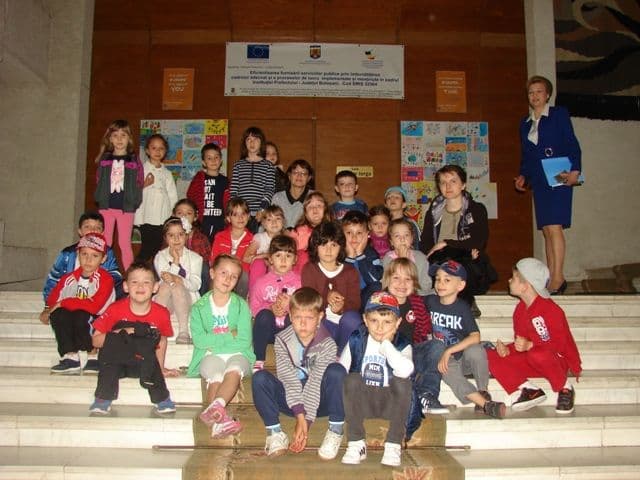 Prefectura Botoșani vizitată din nou de copii