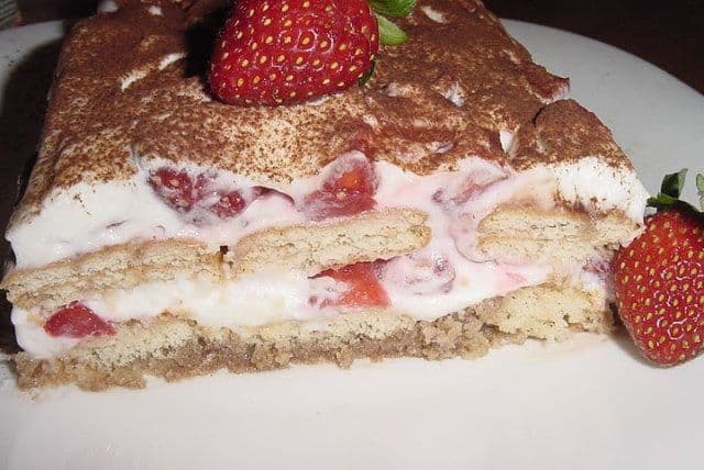 Tiramisu cu căpșuni