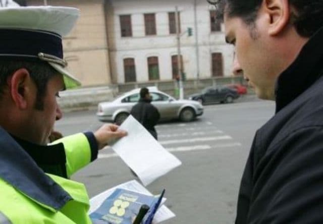 Metodă inventivă a șoferilor de a scăpa de 90 la sută din amenda primită pentru lipsa rovinietei