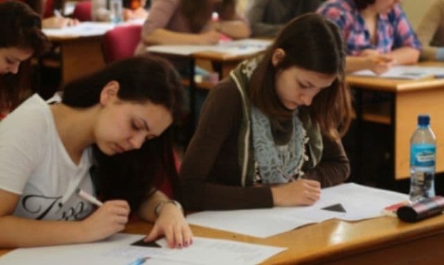 Schimbări surpriză, cu două săptămâni înaintea examenului de BAC