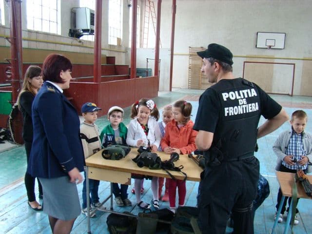 Ziua Internaţională a Copilului sărbătorită la Poliţia de Frontieră Botoşani