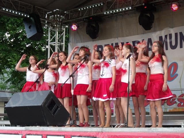 Zilele Copilului Dorohoi 2013: Copii de toate vârstele pe scena de pe Pietonal în a doua zi de spectacol - FOTO