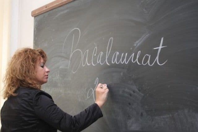 Prima sesiune începe luni cu evaluarea competenţelor lingvistice de comunicare la limba română