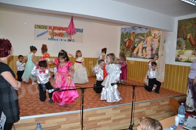 La Grădiniţa „Ştefan cel Mare şi Sfânt” din Dorohoi, portative cu mici artişti - FOTO