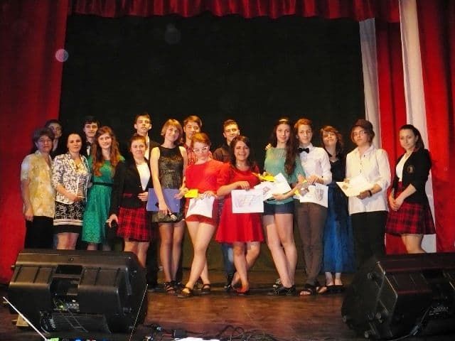 Liceul Regina Maria a organizat Festivalul de Teatru „Cu mască sau fără mască” Ediţia I - FOTO