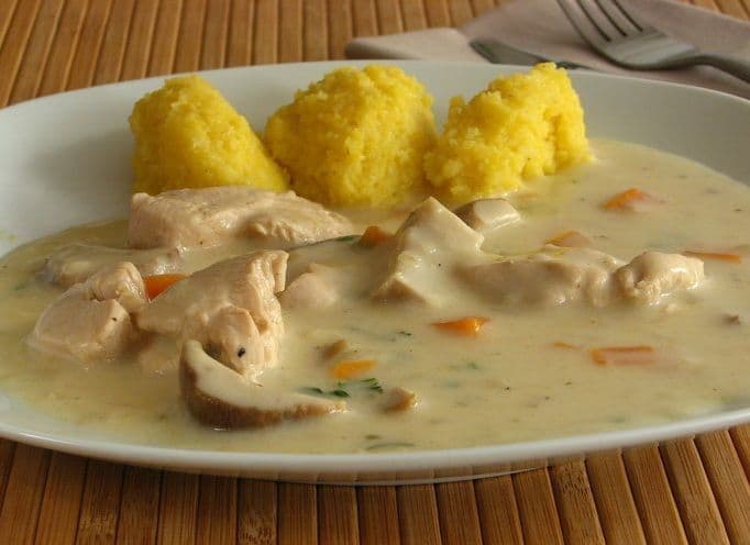 Ciulama de hribi cu smântână