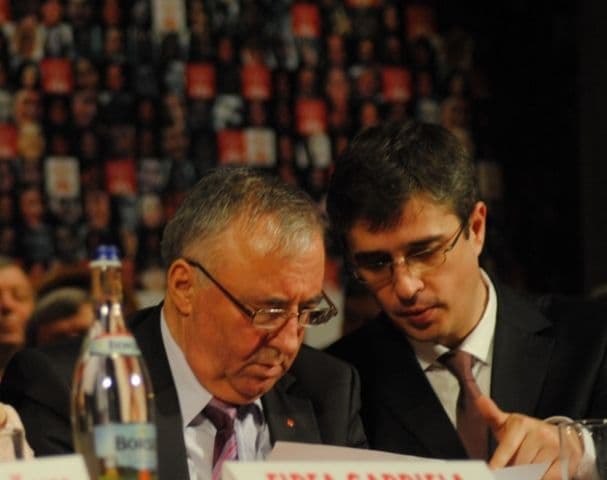 PSD-iștii își aleg astăzi vicepreședinții secretarul executiv şi trezorierul. Vezi candidaţii 