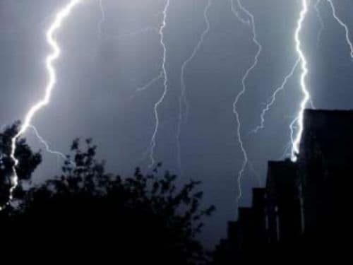 Atenție! Atenționare meteorologică de ploi torenţiale, grindină și intensificări de vânt