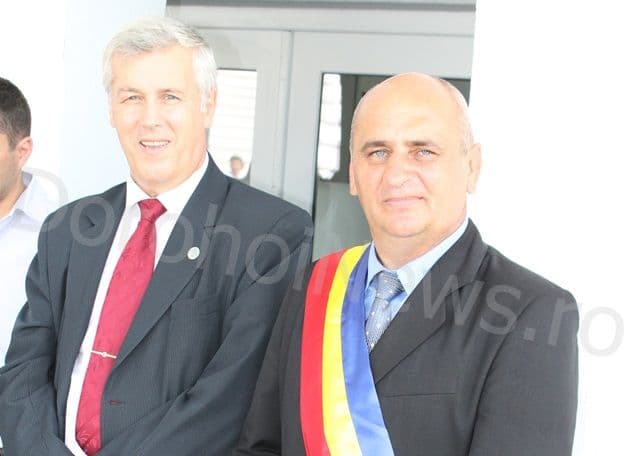 Peste 200 de copii din Pomîrla premiați de Gică Grădinaru în cadrul festivității de sfârșit de an școlar