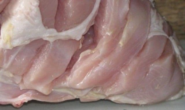 Atenție! Carne de curcan infestată cu salmonella, depistată în magazinele din Botoşani
