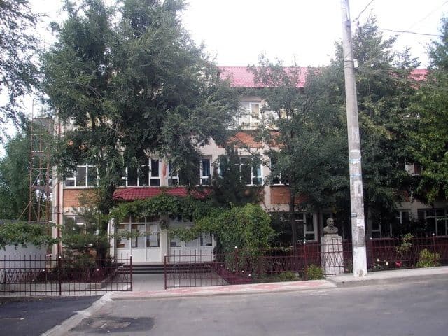 Şcoala Cornerstone şi Şcoala Mihail Kogălniceanu Dorohoi în topul celor mai bune şcoli din județ