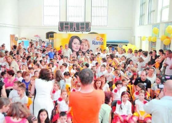 Scandal cu margarină. Nadia de vină? Ministerul Educaţiei face anchetă
