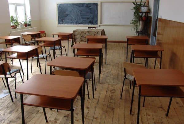IȘJ atenționează directorii să pregătească unitățile de învățământ pentru noul an şcolar