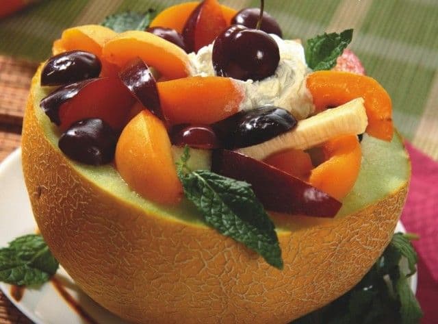 Alimente sărace în calorii, pe care să le consumi în această vară