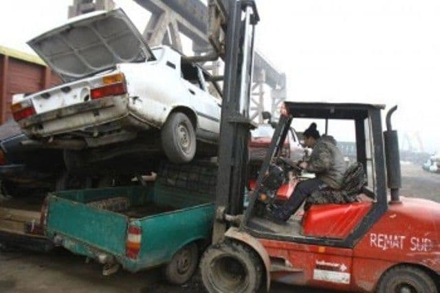 83 de dealeri şi producători auto respinși la Rabla 2013