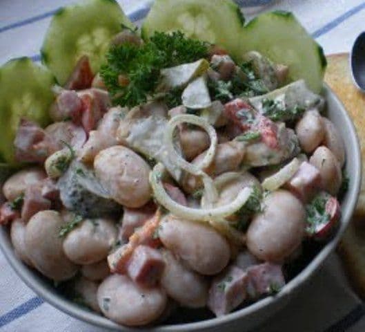 Salată de fasole boabe