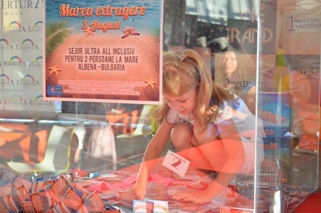 Uvertura Mall: Tombola verii şi-a găsit câștigător 
