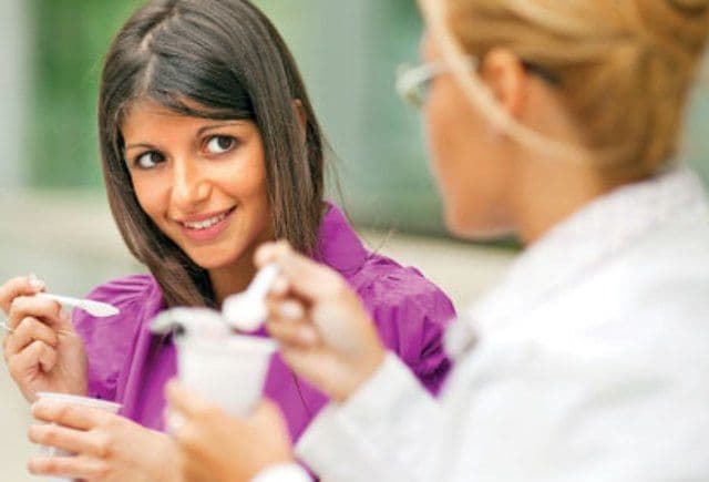 O nutriţionistă dărâmă mitul iaurtului: „Bifidus actiregularis nu există. Este o invenție de marketing”