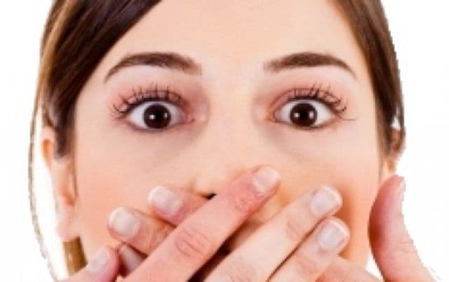 Metode să scapi de mirosul gurii şi alimente pentru dantură