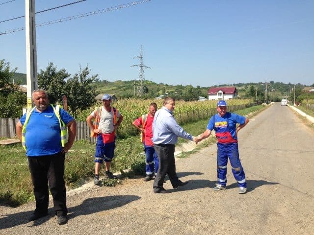 Șeful de la drumuri Sorin Alin Clim și președintele CJ au verficat stadiul reparaţiilor pe tronsonul Cotu - Copălău