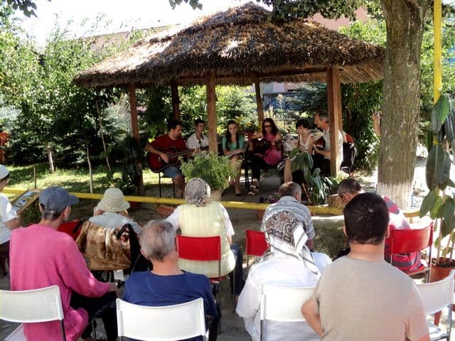Casa Municipală de Cultură Dorohoi: „În Centrul unde-i cântec...” - FOTO