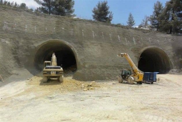Zeci de metri de tuneluri pentru calea ferată au fost săpaţi în direcţia greşită, în Israel