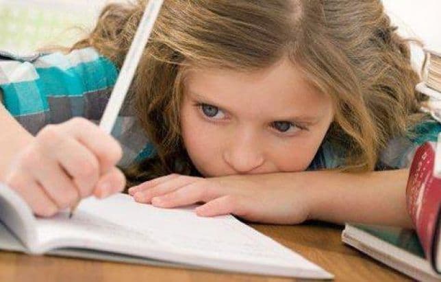 De anul viitor elevii vor susţine evaluări naţionale în clasele a II-a, a IV-a şi a VI-a