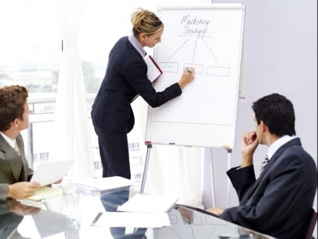 ANAF trimite angajaţii la cursuri de comunicare externă
