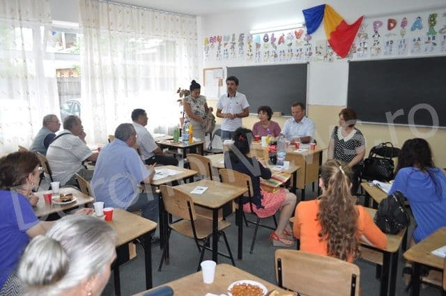 300 de romi din Dorohoi vor beneficia de analize medicale - FOTO