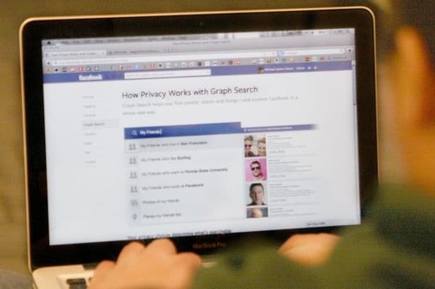 „Am plecat în concediu. Mă întorc peste cinci zile”. Hoţii îşi aleg victimele pe FACEBOOK
