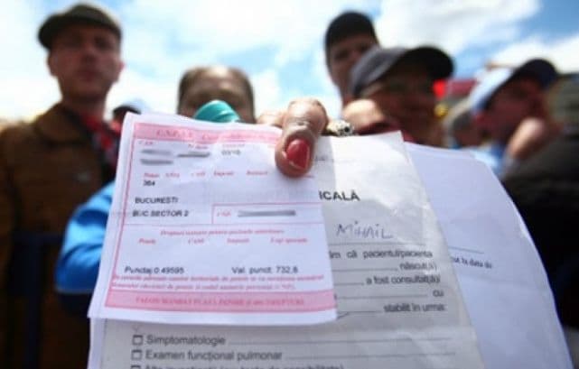 Pensiile tăiate pentru diplomaţi vor fi recalculate din toamnă