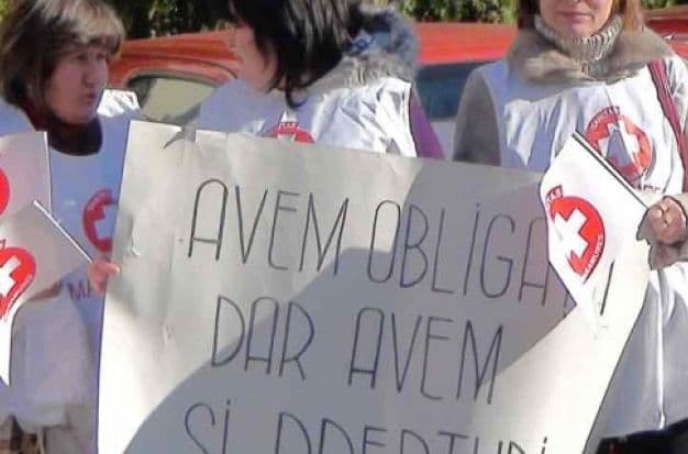 Medicii se pregătesc de proteste: „În această toamnă, începem o bătălie lungă şi grea”