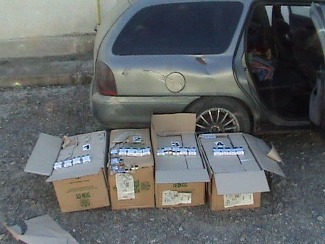 Maşină furată plină cu ţigări de contrabandă depistată la Botoşani 