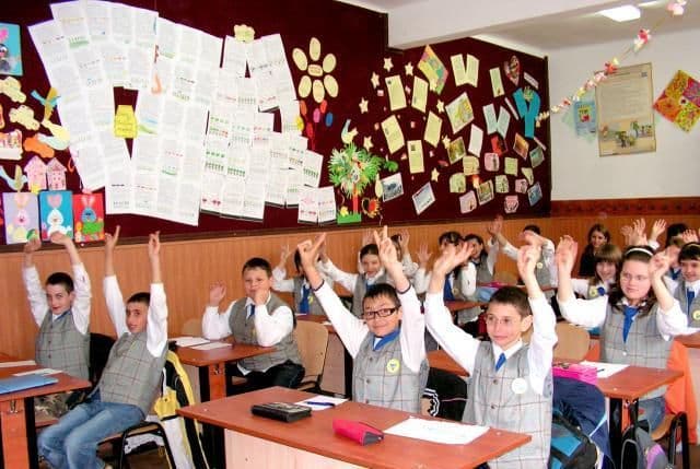 IHTIS: Începe școala! „Prezent” sau „Absent” – Cum vom fi îndemnați să răspundem?