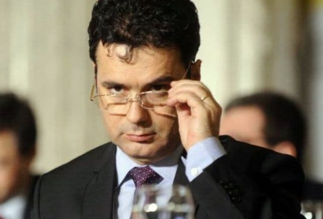 Remus Pricopie: Este fraudă când profesorii strâng bani pentru fondul şcolii